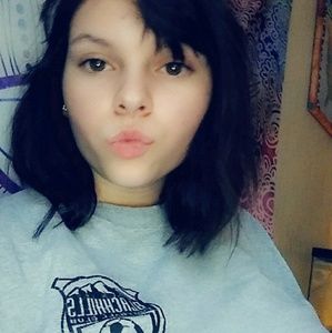 Meet your Posher, Hailey